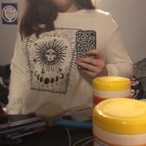 White sun crewneck